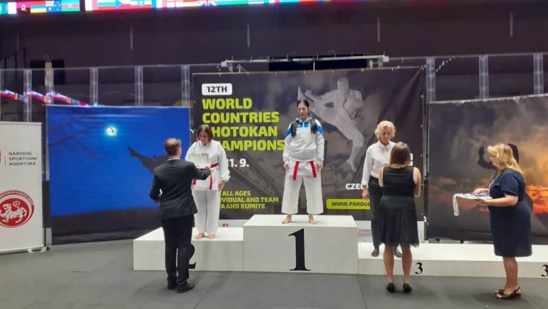 Lentini, Ornella Bosco, atleta master over 50 sul podio del World Countries Shotokan Championship
